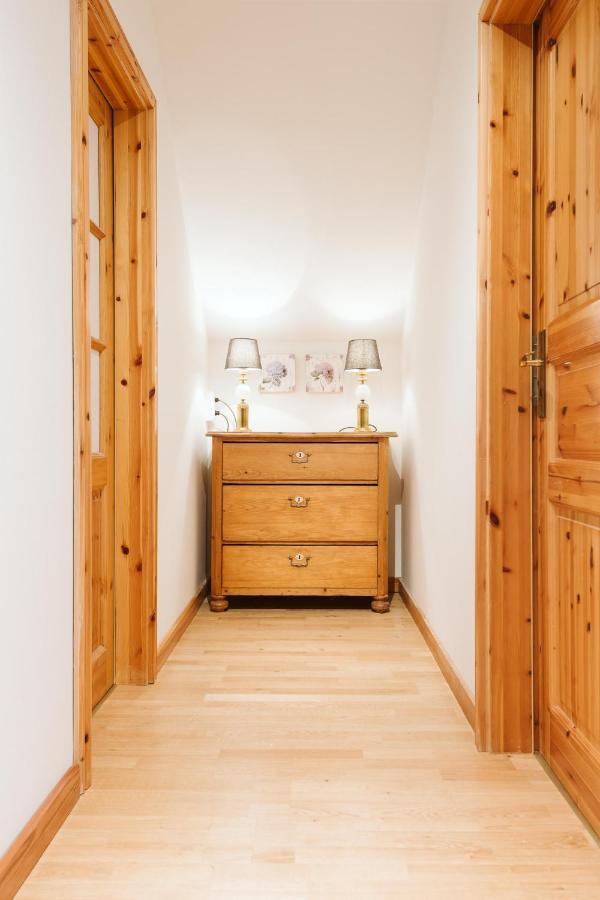 Ferndorf Mirnockahoi - Familienfreundliches Ferienhaus Fuer 4 Erwachsene, Maritimes Bergerlebnis, Panoramablick Von Terrasse Und Balkon, Carinthia, Millstaettersee מראה חיצוני תמונה